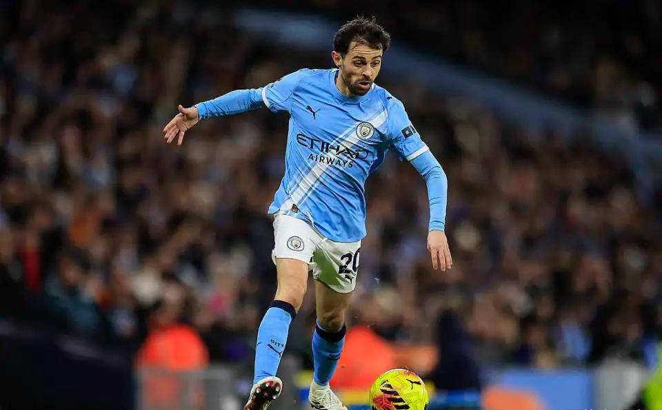 免签诱惑来袭！尤文锁定曼城核心，交易成行全靠球员意愿